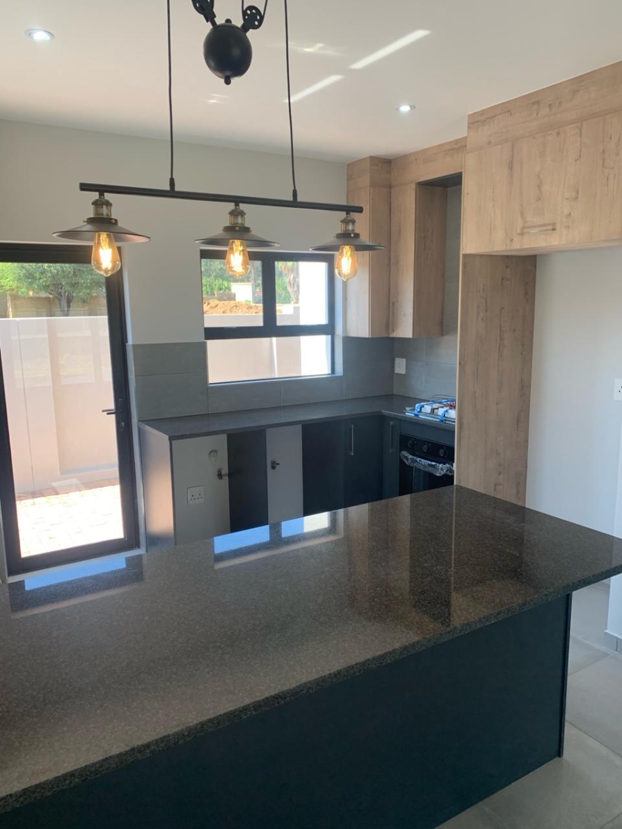 3 Bedroom Property for Sale in The Islands Estates North West